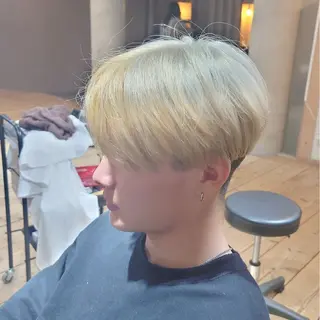 ショート ナカヤマ ヒロトのヘアスタイル