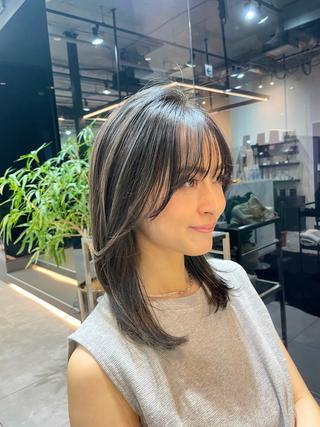 ミディアム 小田 桜のヘアスタイル