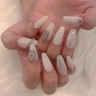 ネイル Tinaネイル 難波のネイルデザイン