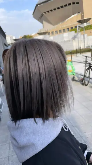 ショート カラー 難波ブリーチカラー 伊藤洋輝のヘアスタイル