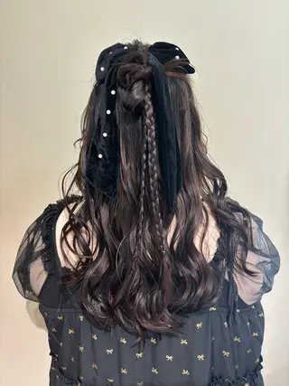 セミロング ヘアアレンジ 💟Opus // Mizuki🐕のヘアスタイル