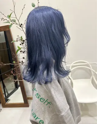 ミディアム カラー パーマ ヘアアレンジ デザインカラー/ボブ ブリーチカラー/ユリのヘアスタイル