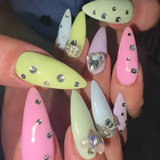 ネイル yuri / 個性派nailのネイルデザイン