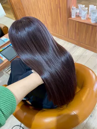 カラー 口丸 千尋のヘアスタイル