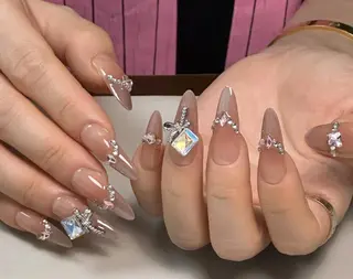 ネイル Pure&Rich Nailのネイルデザイン