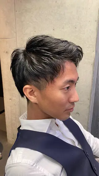 ショート 下方 研人のヘアスタイル