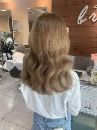 セミロング レイヤー/艶髪カラー 森本くるみのヘアスタイル