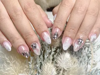 ショート ネイル One Plus Nail Salonのネイルデザイン