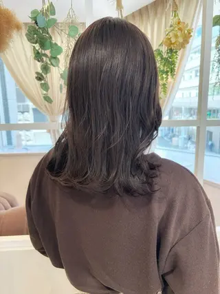 セミロング 菅野 凪紗のヘアスタイル