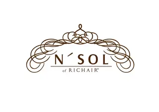 ぱく にさのヘアスタイル