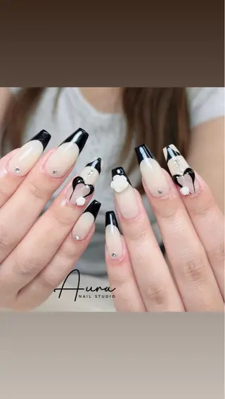 ネイル Aura Nail Studioのネイルデザイン