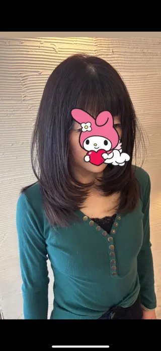 ミディアム yuzuki Agu臼井のヘアスタイル