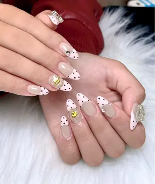 ネイル Aria Nail Beautyのネイルデザイン