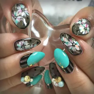 ネイル Mrs Nailのネイルデザイン
