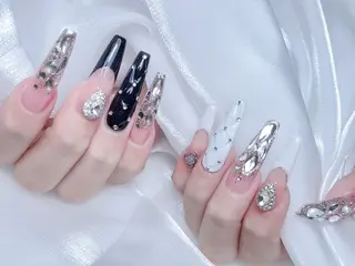 ネイル M🌷nail 長さだし専門店のネイルデザイン