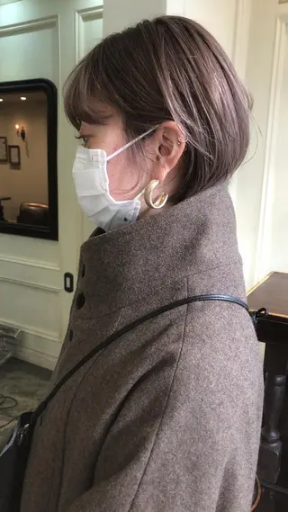 ショート カラー 大人girly🛋️ 🤍yukakoのヘアスタイル