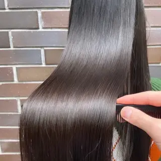 ロング カラー 𝑺𝒂𝒌𝒊 🩶マンツーマン施術のヘアスタイル
