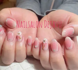 ネイル Nailsalon Dejavuのネイルデザイン