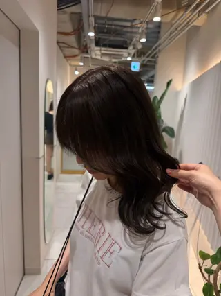 ロング カラー ラベンダー💜 グレージュ🩶のヘアスタイル