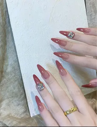 ネイル Dyo Nail_Royalのネイルデザイン