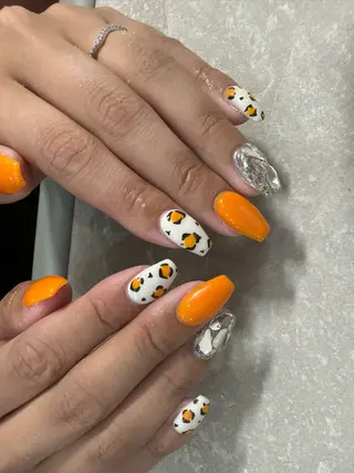 ネイル LAVISH 大和店 🤱子連れ大歓迎のネイルデザイン