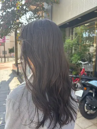 ロング カラー 🐰K+Plus🐰 まゆ🐰のヘアスタイル