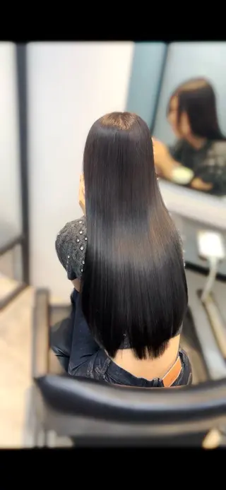 ロング 髪質改善♡ 保坂汐音のヘアスタイル
