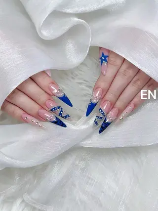 ネイル EN salon yomiのネイルデザイン