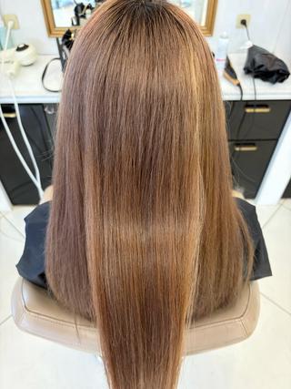 カラー 高梨 礼奈のヘアスタイル