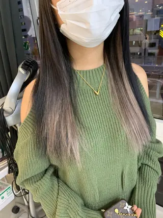 ロング カラー LUXBE LUCEのヘアスタイル
