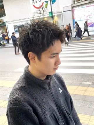 メンズ k jの眉毛・アイブロウイメージ