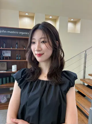 カラー レイヤーカット🍀 さとのヘアスタイル