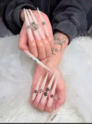 ネイル Huyn Nail Shinjyukuのネイルデザイン