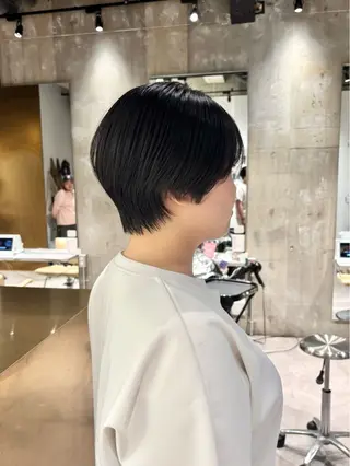 ショート mina🪐立川駅/ 無料ショートカットのヘアスタイル