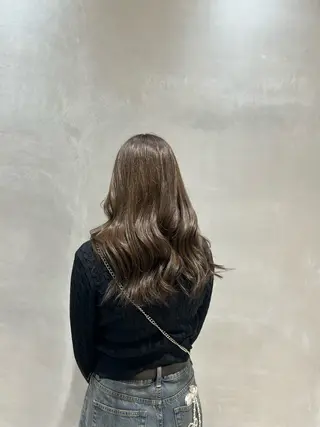カラー 後藤こころ DIVA DIVOのヘアスタイル
