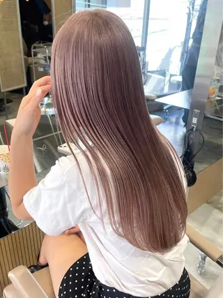 ロング ハイトーン💎 ホワイトベージュ坪谷のヘアスタイル