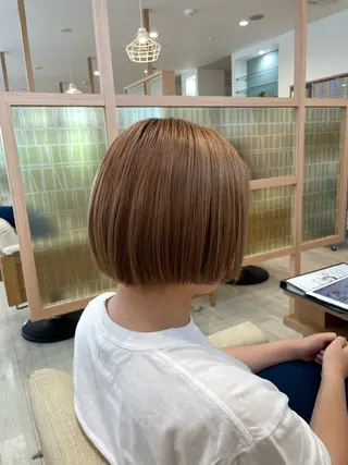 ショート être 加藤 悠花のヘアスタイル