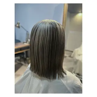ミディアム カラー 中野 誠子のヘアスタイル