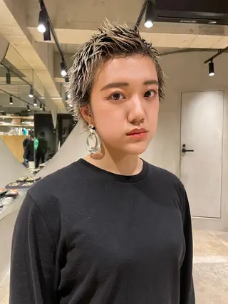 ショート 🌈圧倒的デザイン パーマ 関和希のヘアスタイル