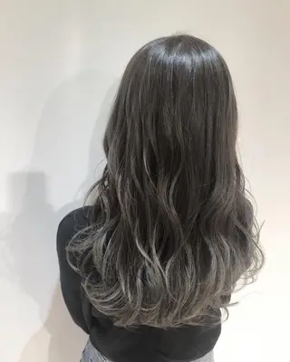 ロング カラー 🍊新宿南口🍊 ERINAのヘアスタイル