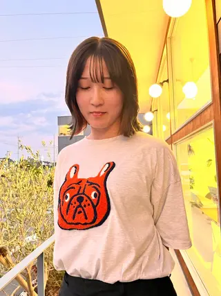 ミディアム カラー 吉水 果穂のヘアスタイル