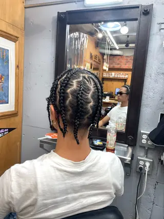ヘアアレンジ メンズ エクステ/コーンロウ KURUMI⛓️🔥のヘアスタイル