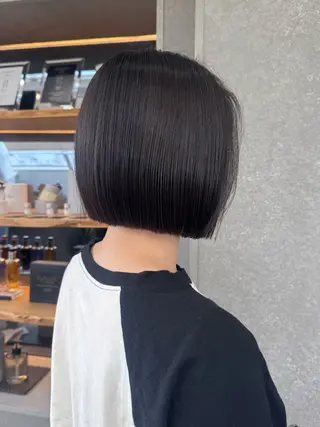 ショート ボブ レイヤー 透明感カラー🎀そらのヘアスタイル