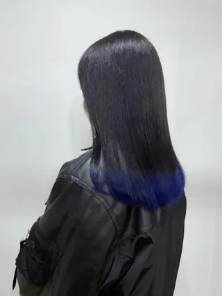 カラー white.梅田 デザインカラー🦄のヘアスタイル