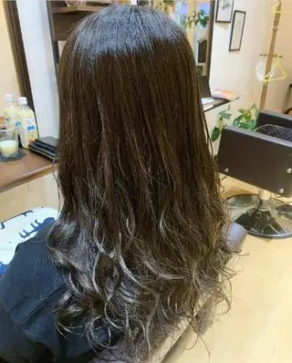 ロング カラー サトウ シューイチのヘアスタイル