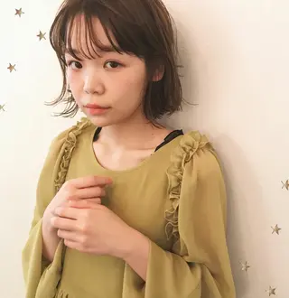 ミディアム カラー 市川 千夏のヘアスタイル