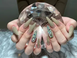 ロング ネイル salon Lilouのネイルデザイン