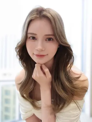 ロング カラー 小顔くびれヘア 顔まわり銀座/さやかのヘアスタイル
