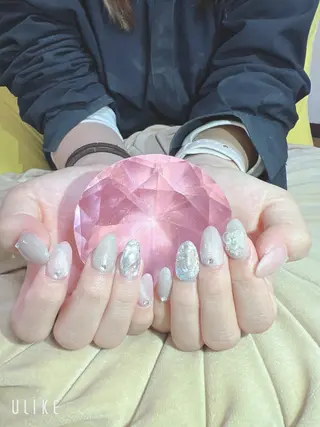 ネイル 山崎 美姫のネイルデザイン