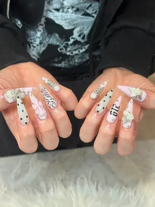 ネイル Eli Eli 新宿のネイルデザイン
